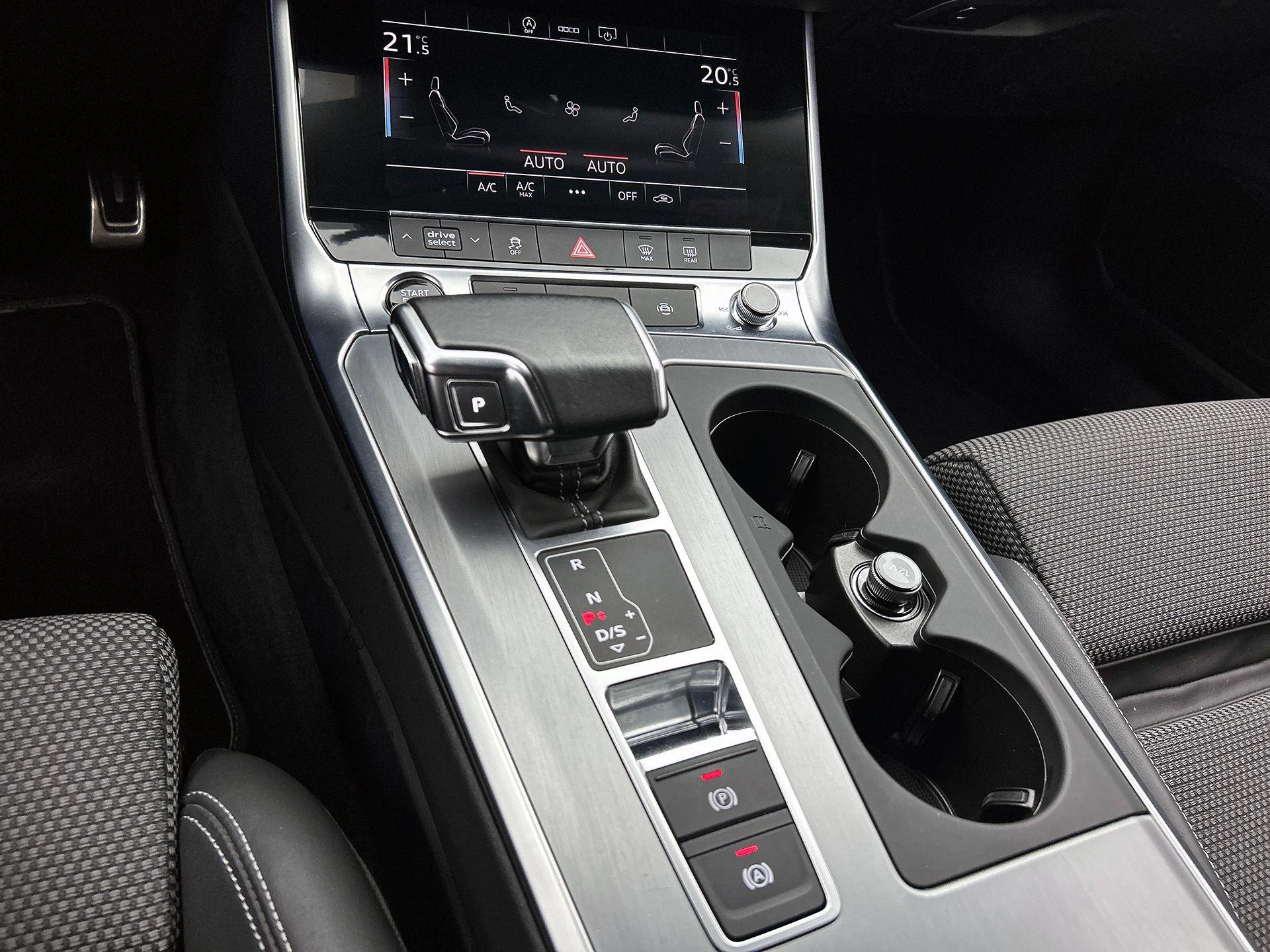 Audi-A6-image-27