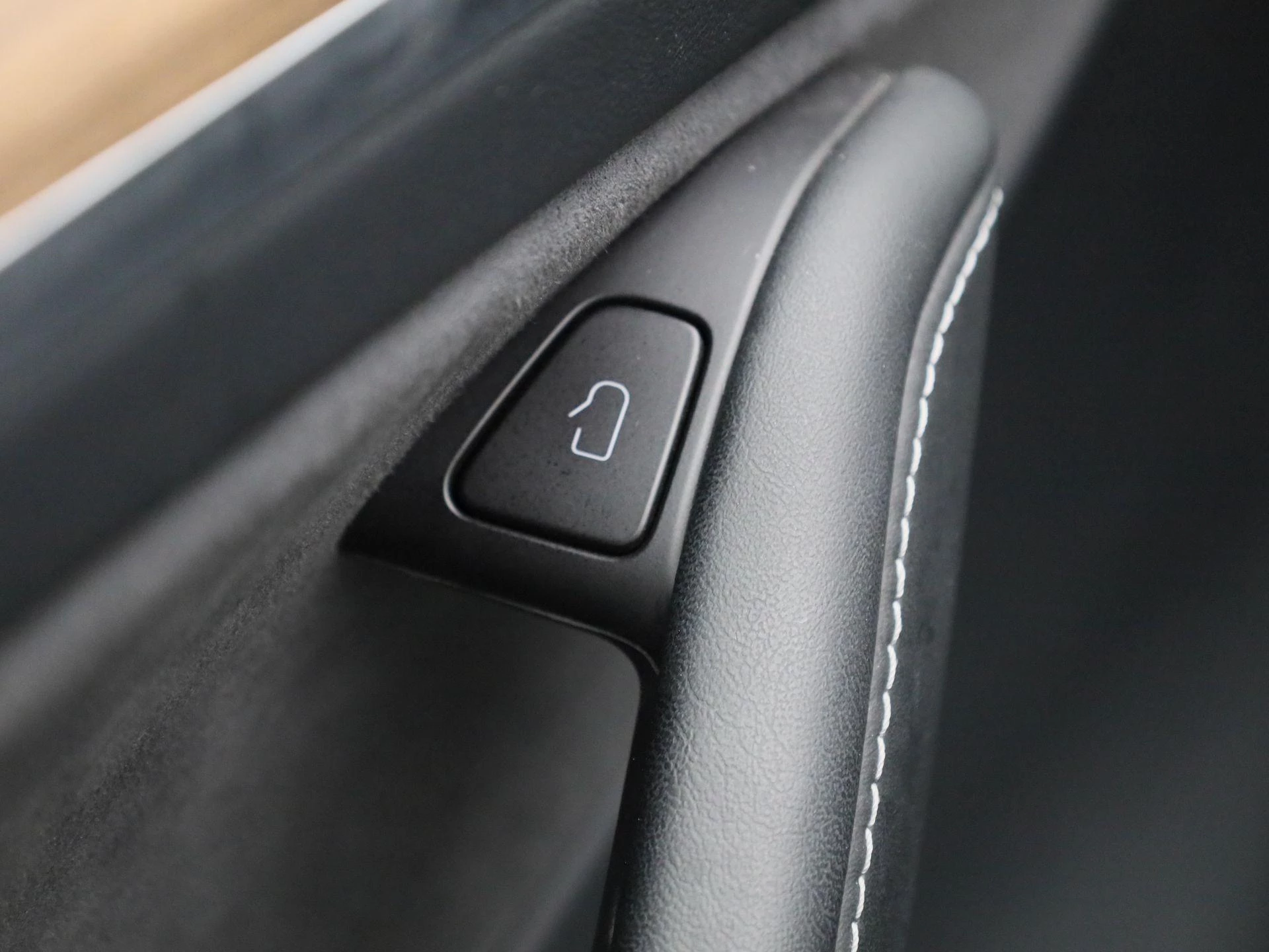 Tesla Model Y Long Range Dual Motor AWD