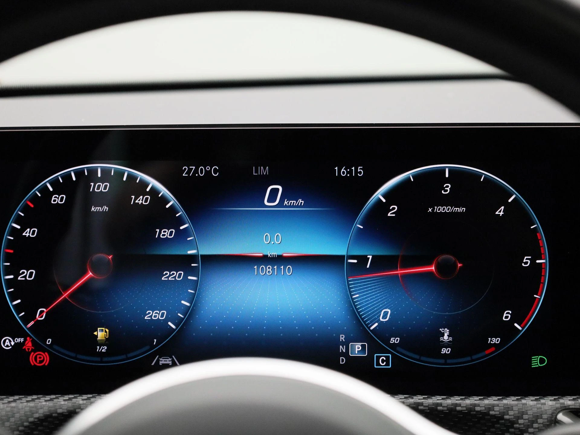 Mercedes-Benz-A-Klasse-image-7