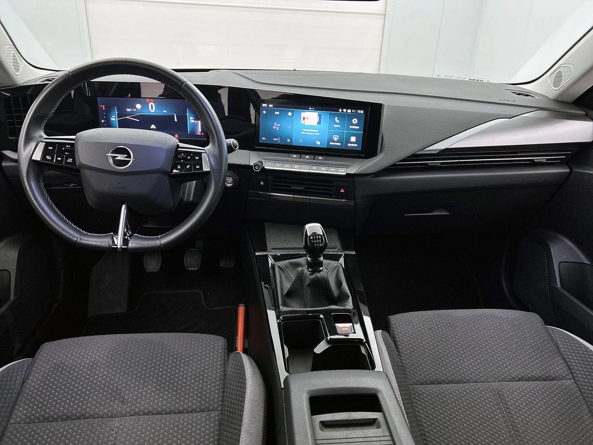 Opel-Astra-image-19
