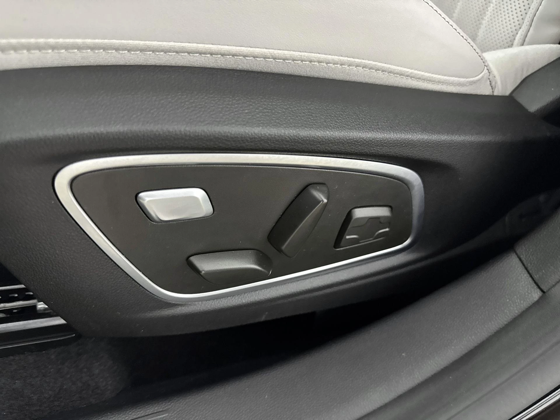 Renault Espace E-Tech full hybrid 200Pk iconic 7p.