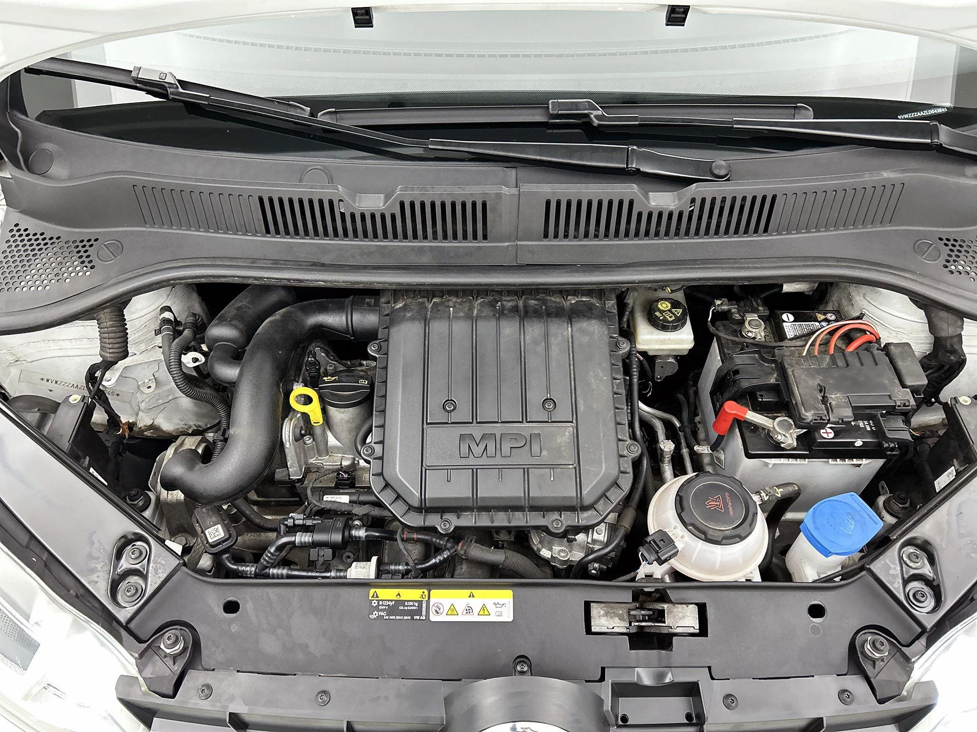 Volkswagen-up!-image-21