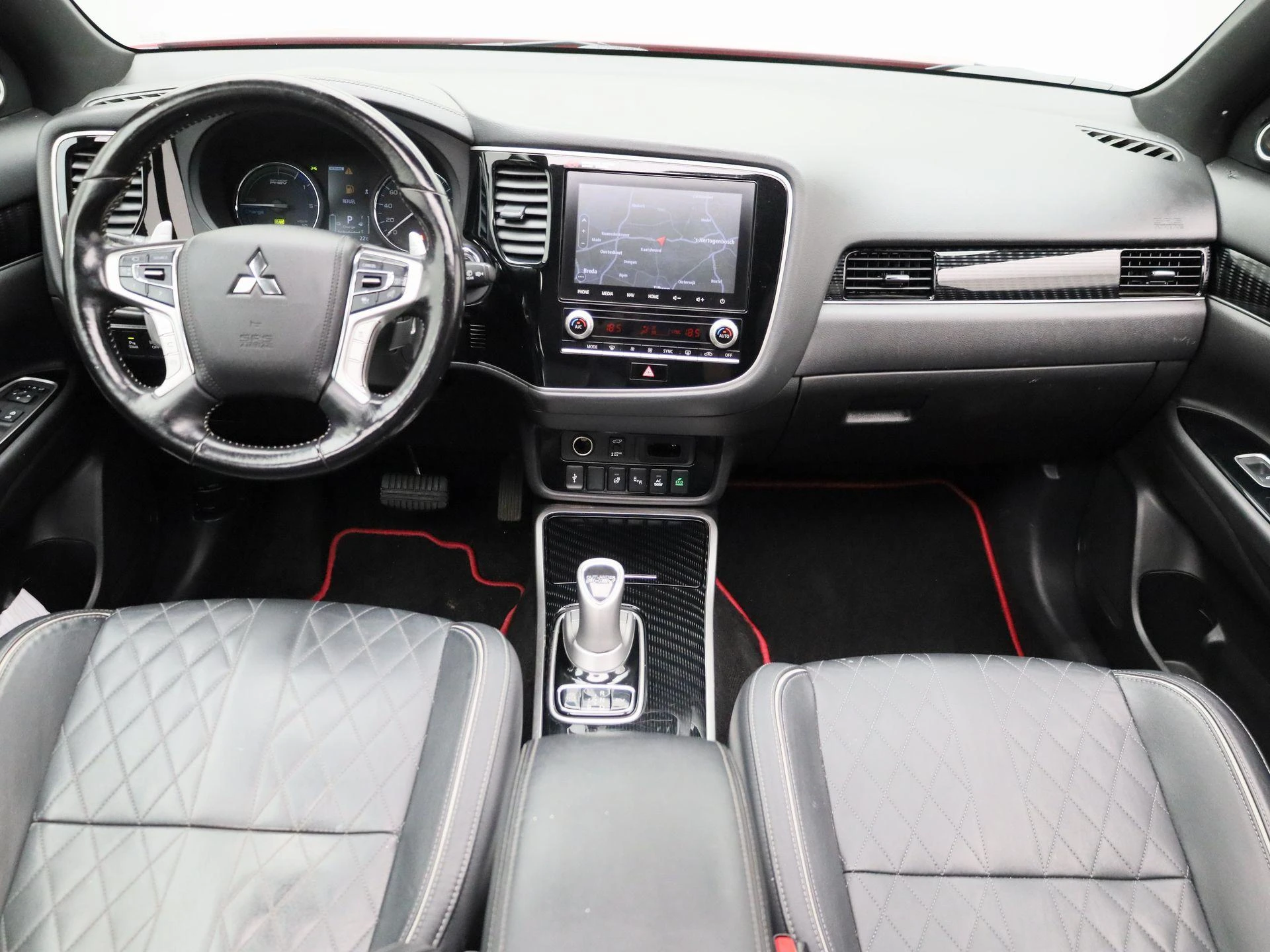 Mitsubishi-Outlander-image-8