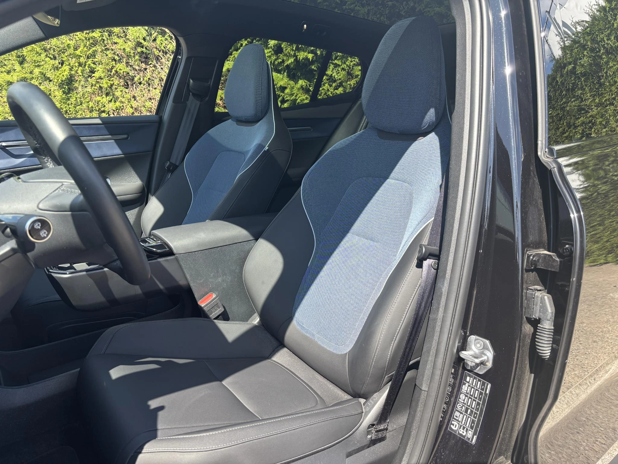 Volvo-EX30-image-6