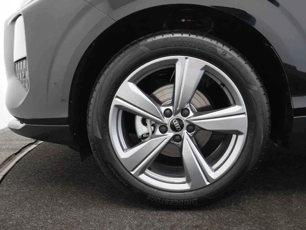 Audi-Q3-image-7