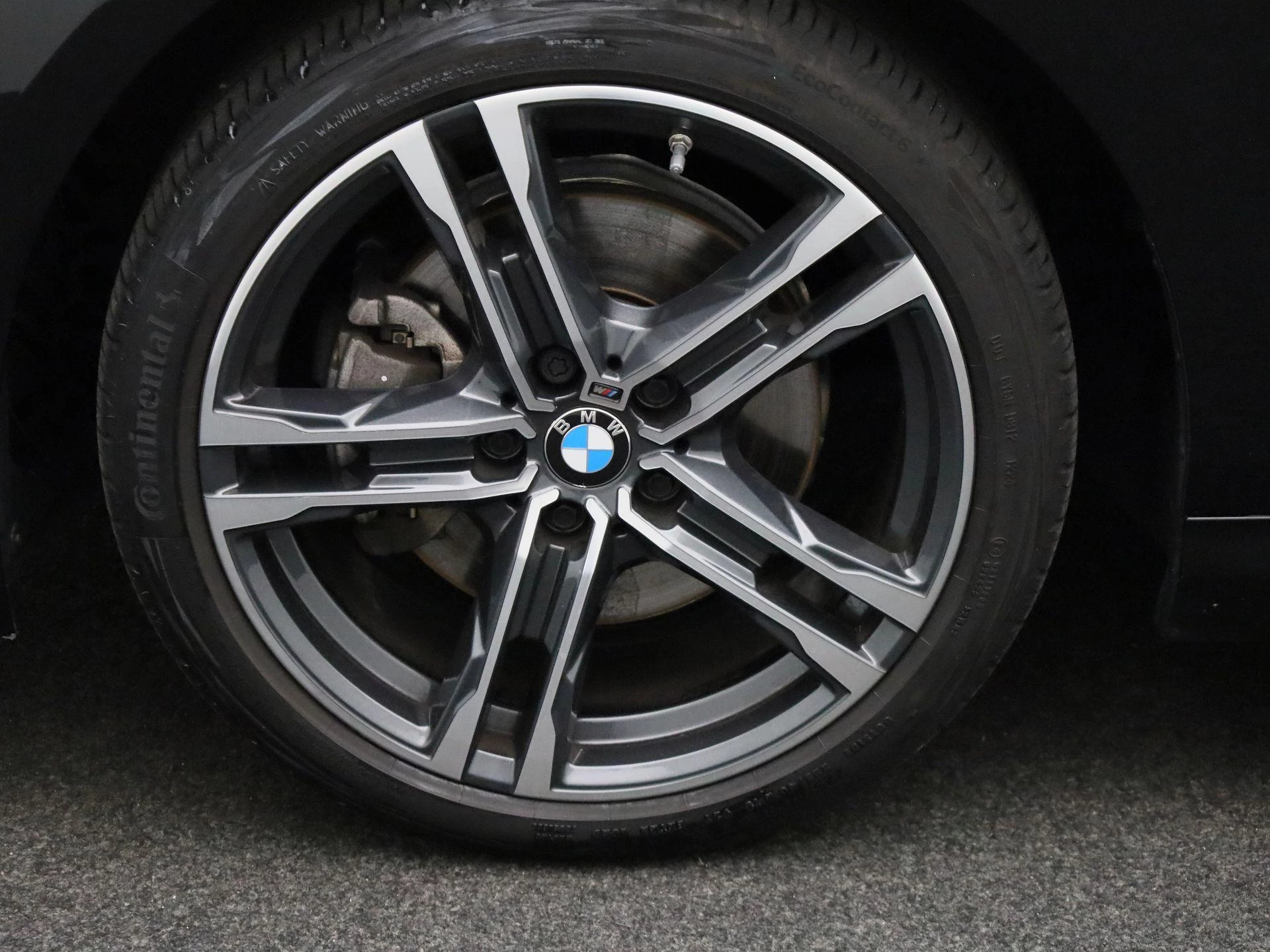 BMW-2 Serie-image-12