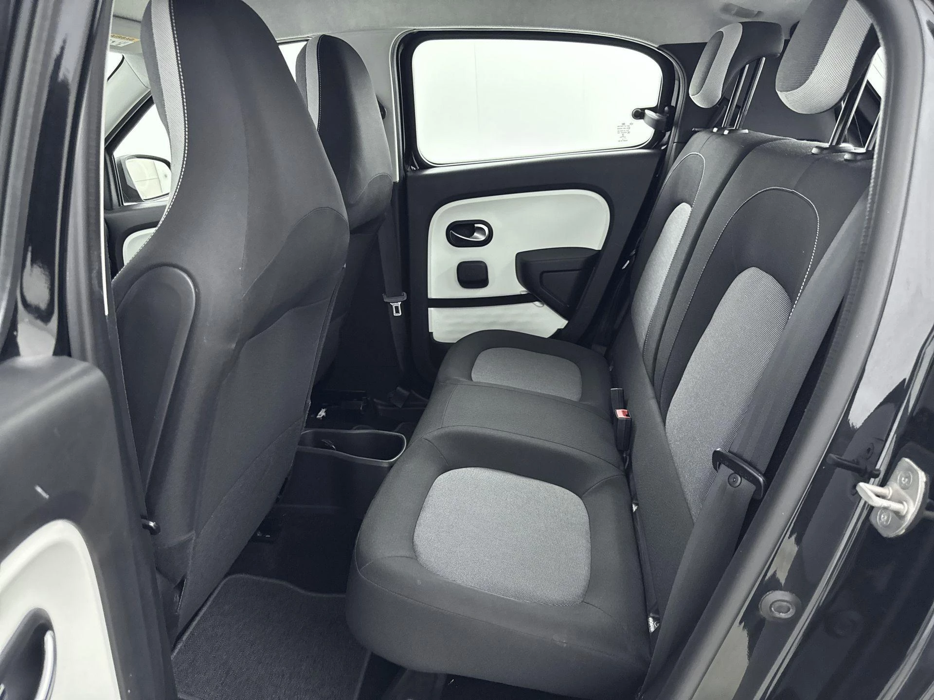 Renault-Twingo-image-26