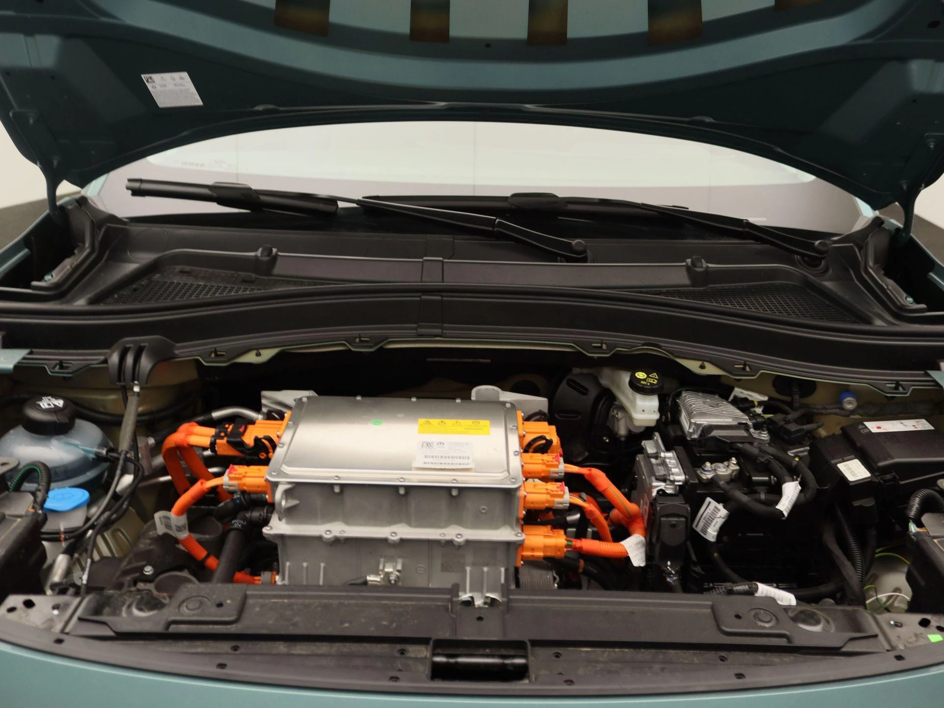 Opel-Frontera-image-23