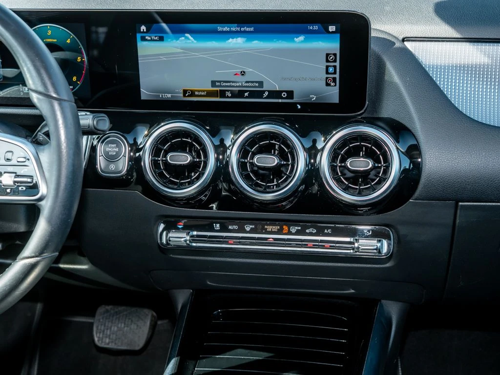 Mercedes-Benz-B-Klasse 220 d-image-10