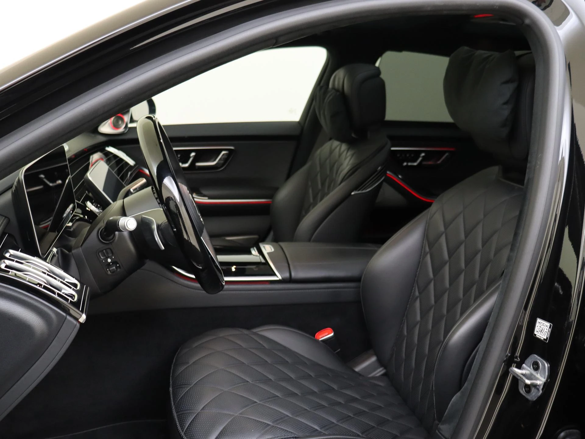 Mercedes-Benz-S-Klasse-image-2