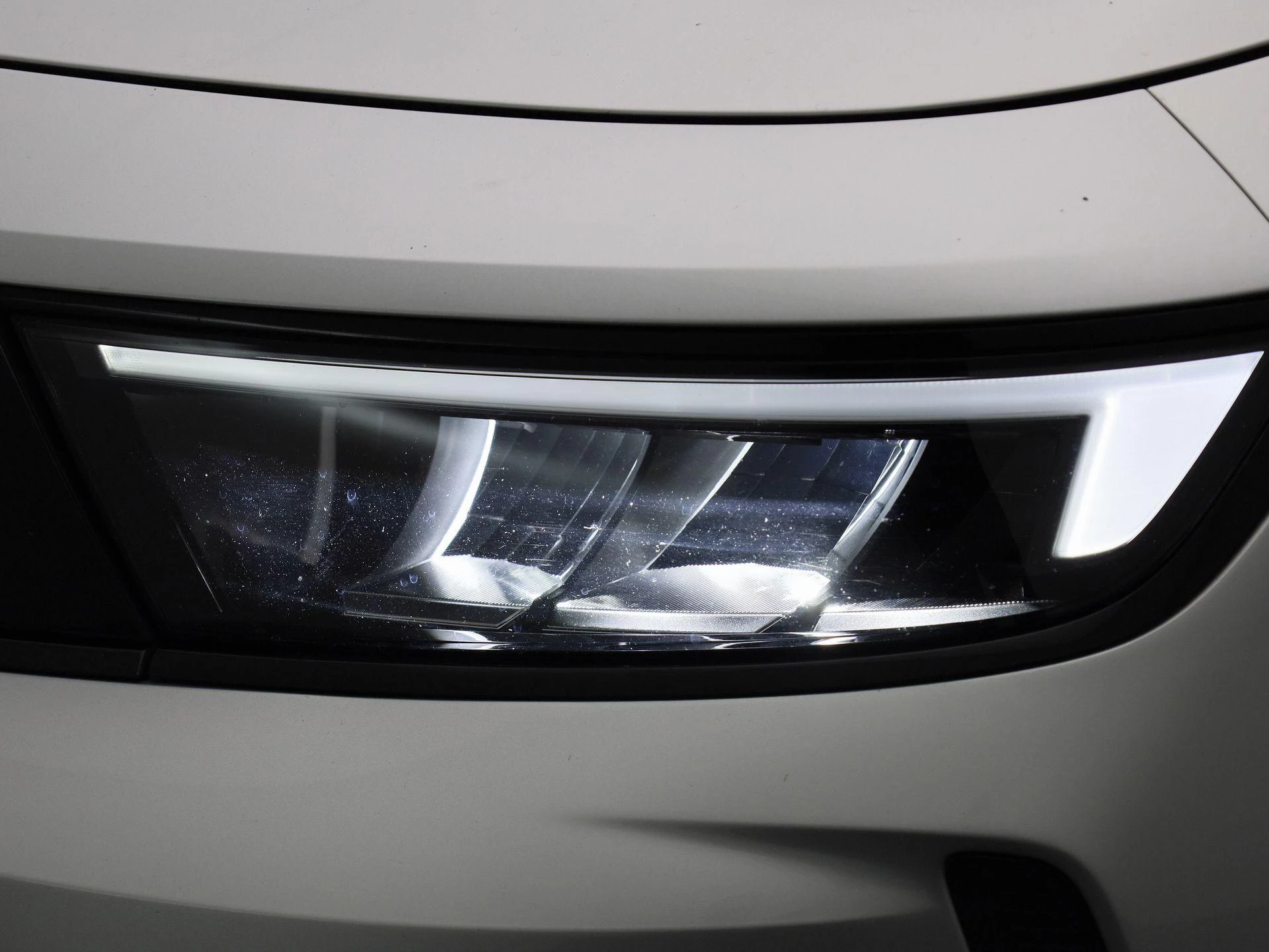Opel-Astra-image-12