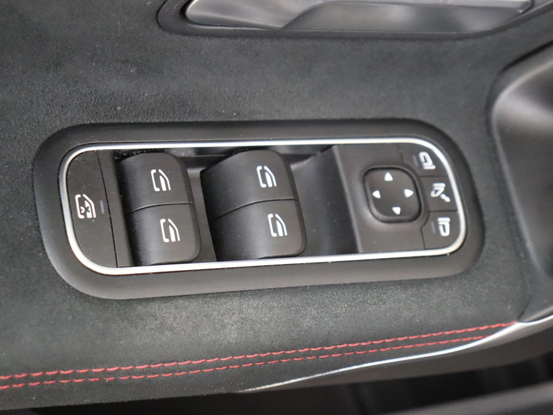 Mercedes-Benz-A-Klasse-image-34