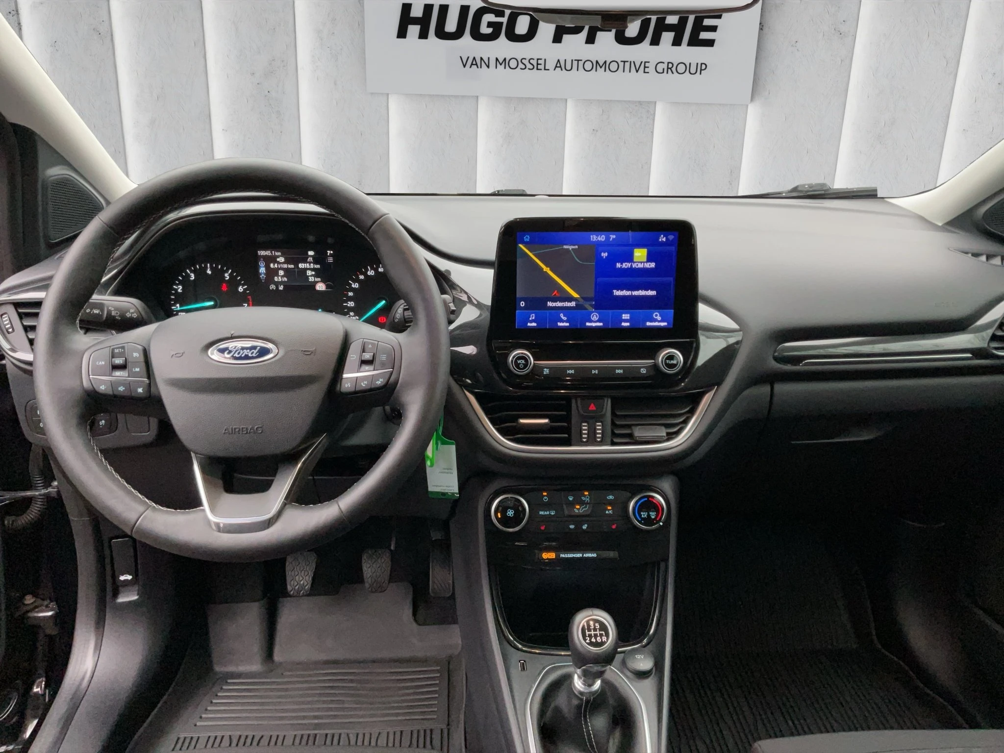 Ford Puma Titanium Hybrid