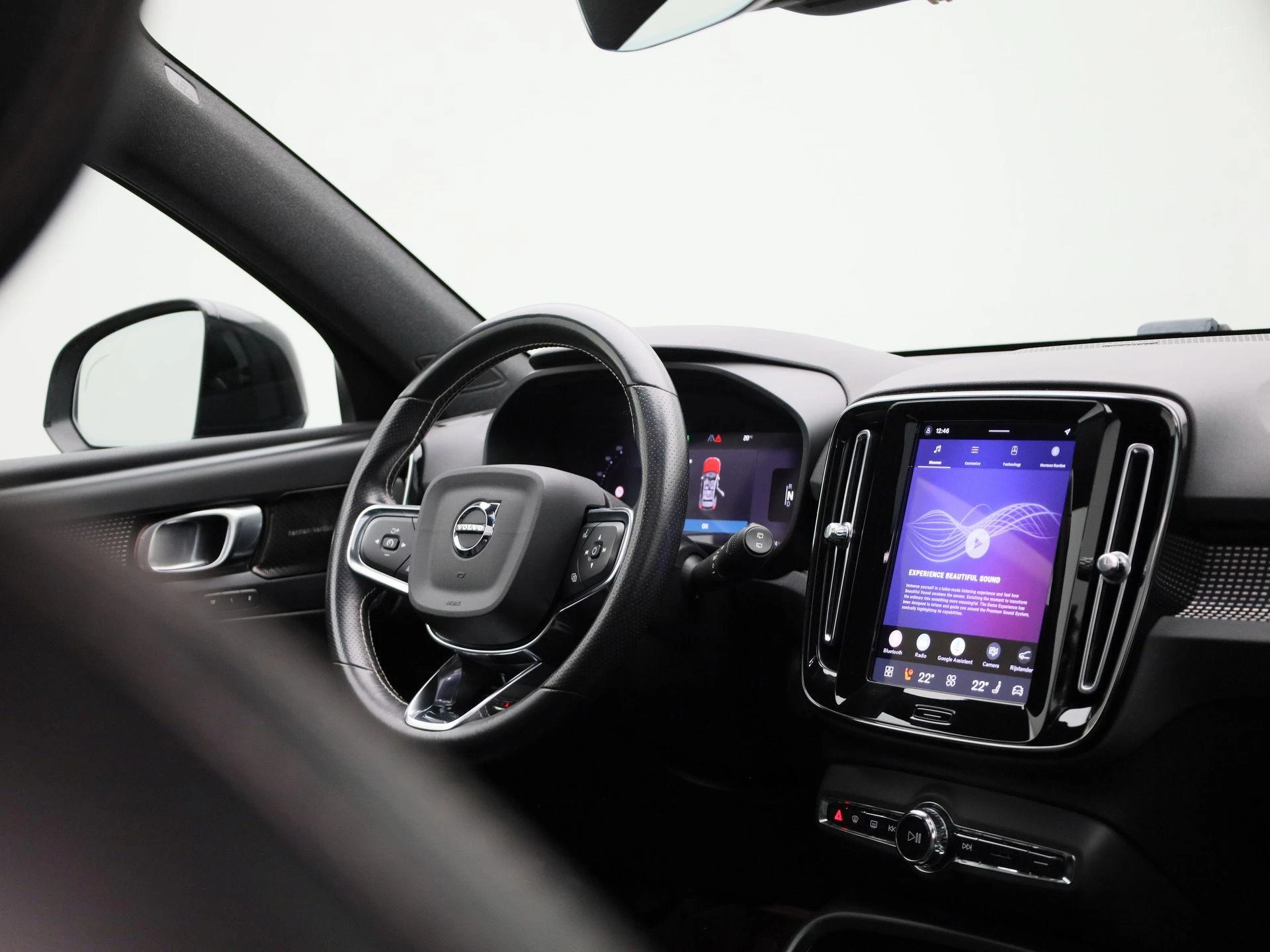 Volvo-XC40-image-41