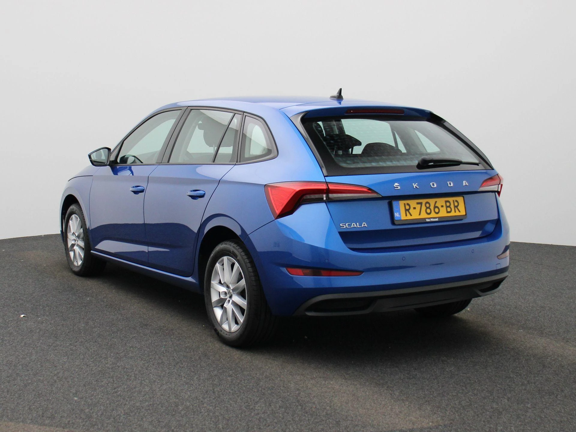 Škoda-Scala-image-2