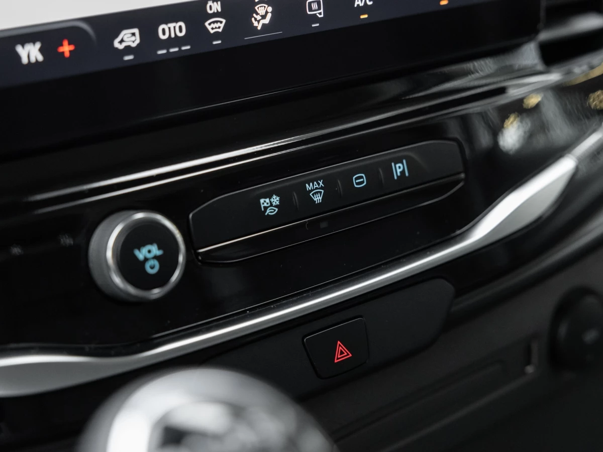 Ford-Transit-image-13