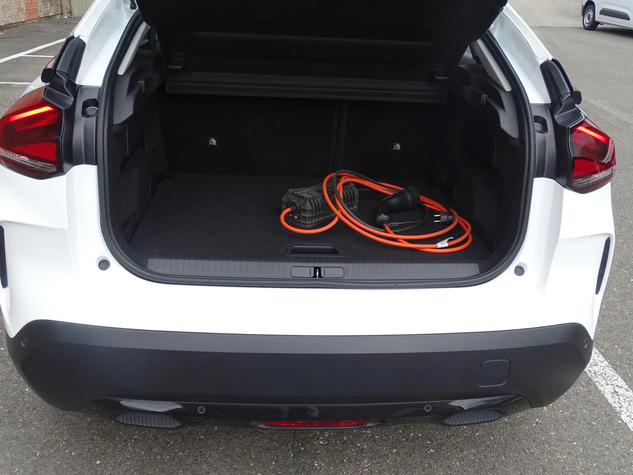 Citroën-ë-C4-image-16