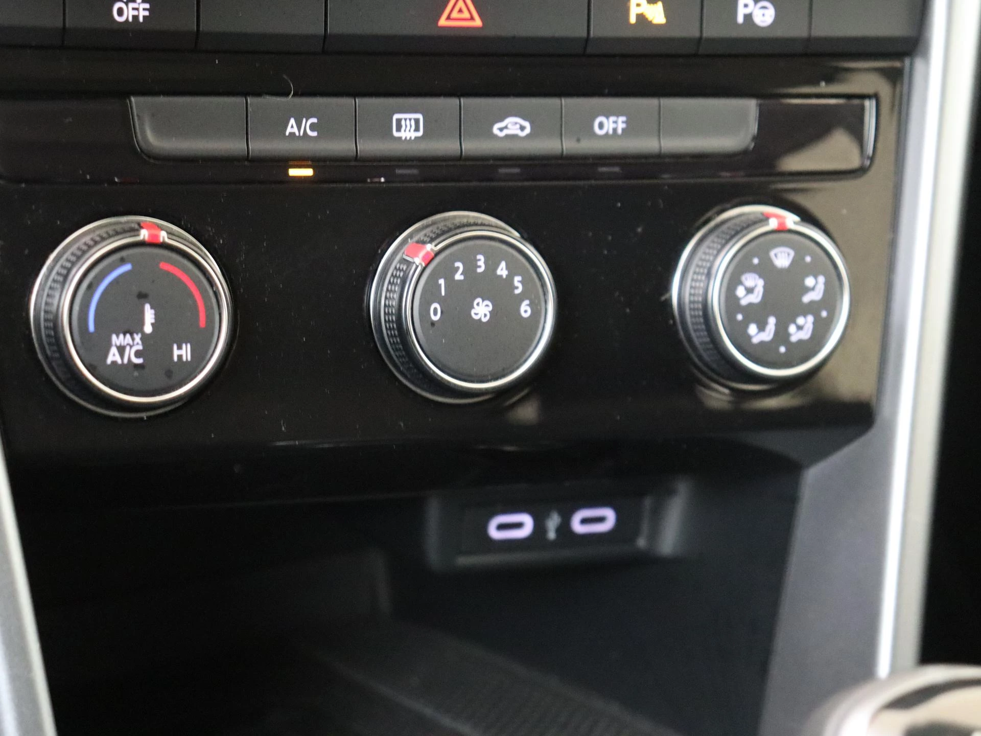 Volkswagen T-Roc 1.0 TSI Life 75 Edition