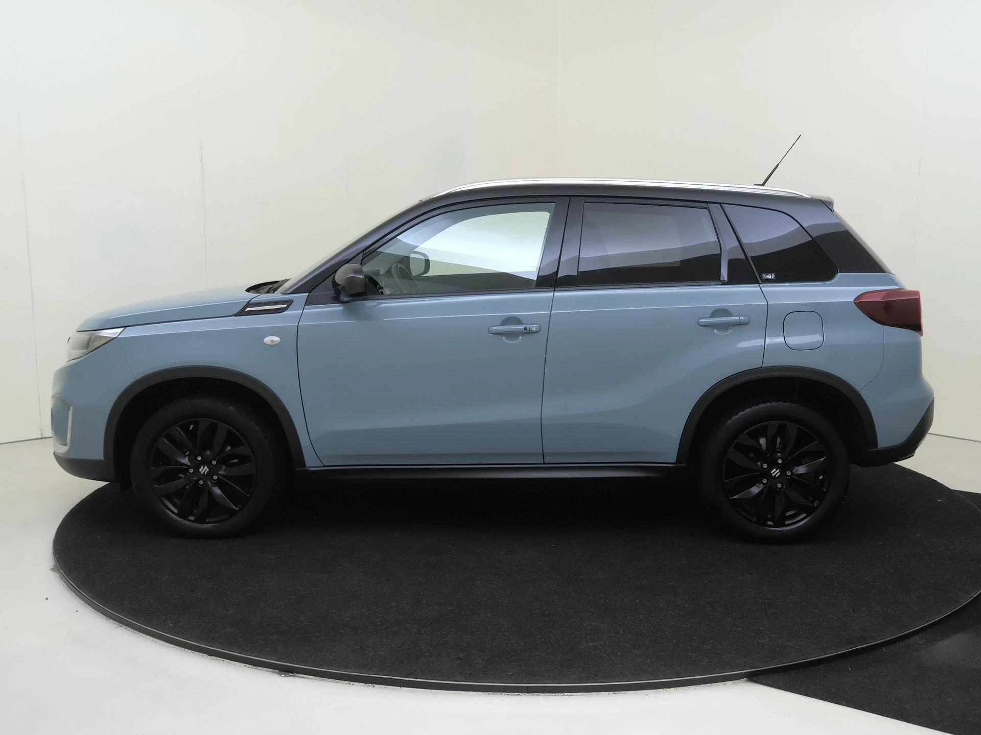 Suzuki-Vitara-image-4