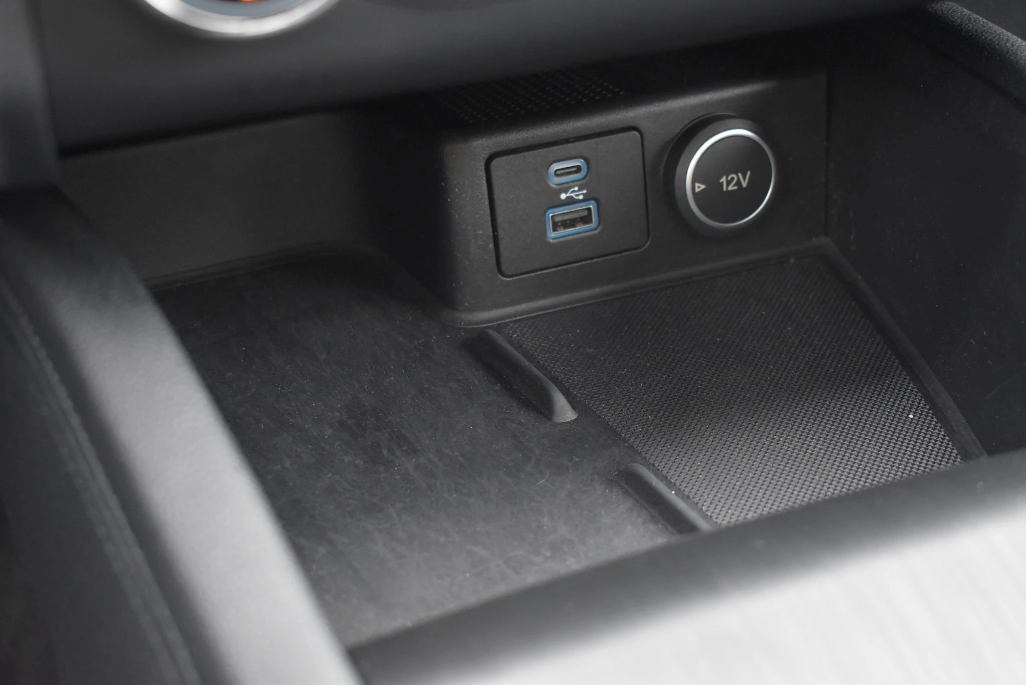 Ford-Kuga-image-37