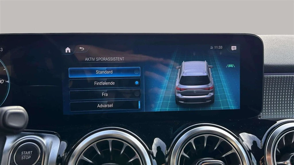 Mercedes-Benz-EQB-image-21