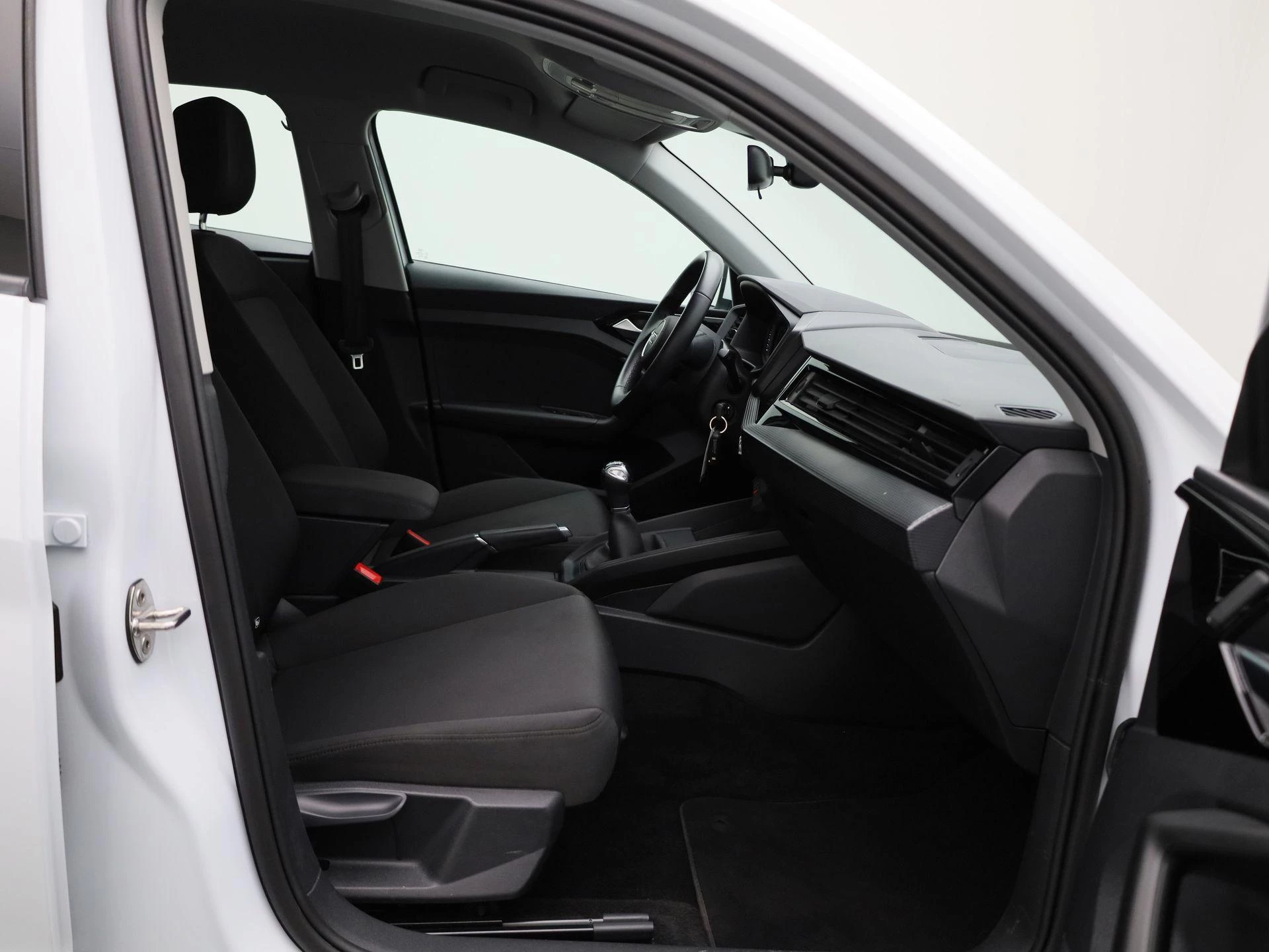 Audi-A1 Sportback-image-30
