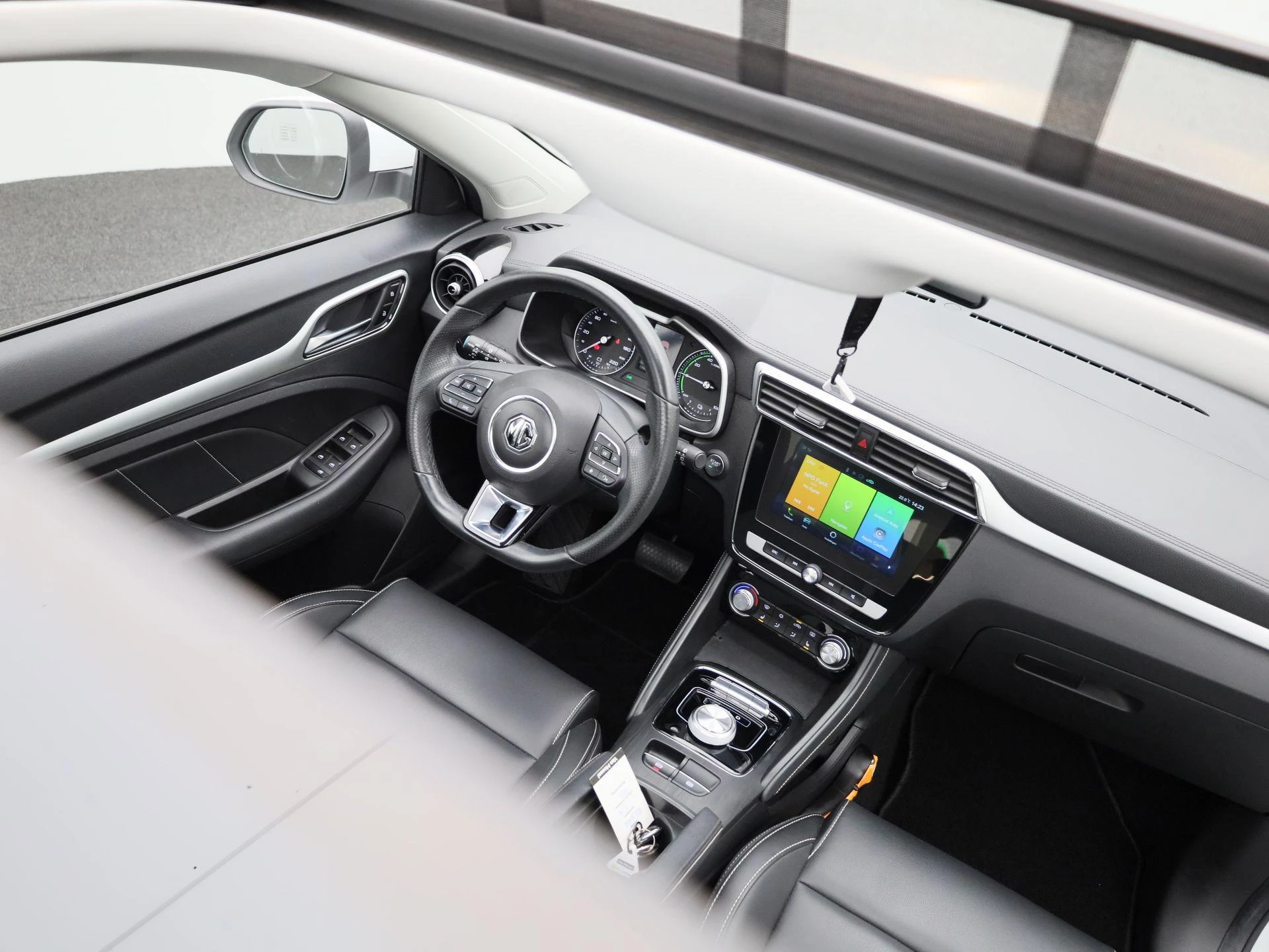 MG-ZS EV-image-33