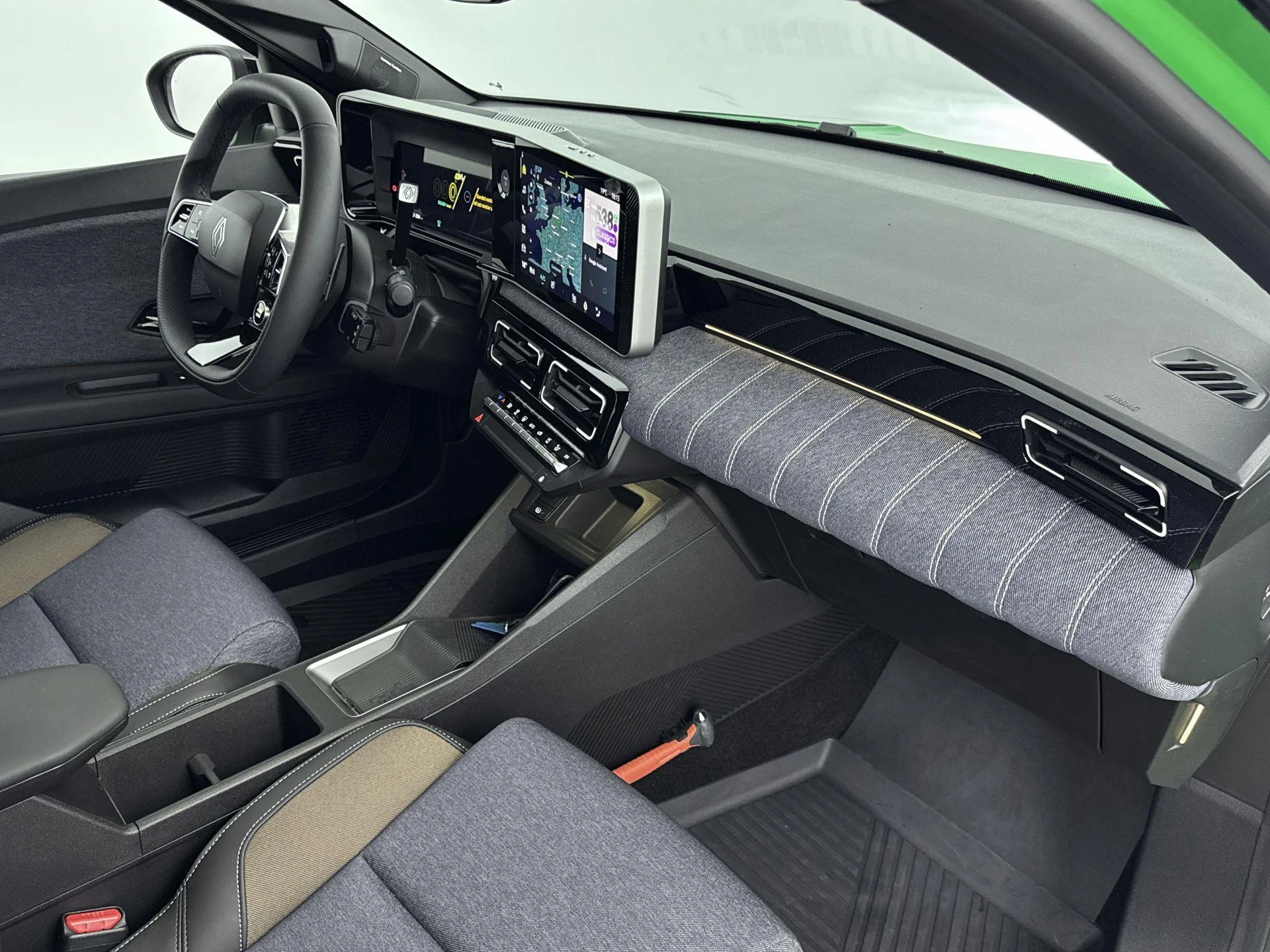 Renault-5-image-15