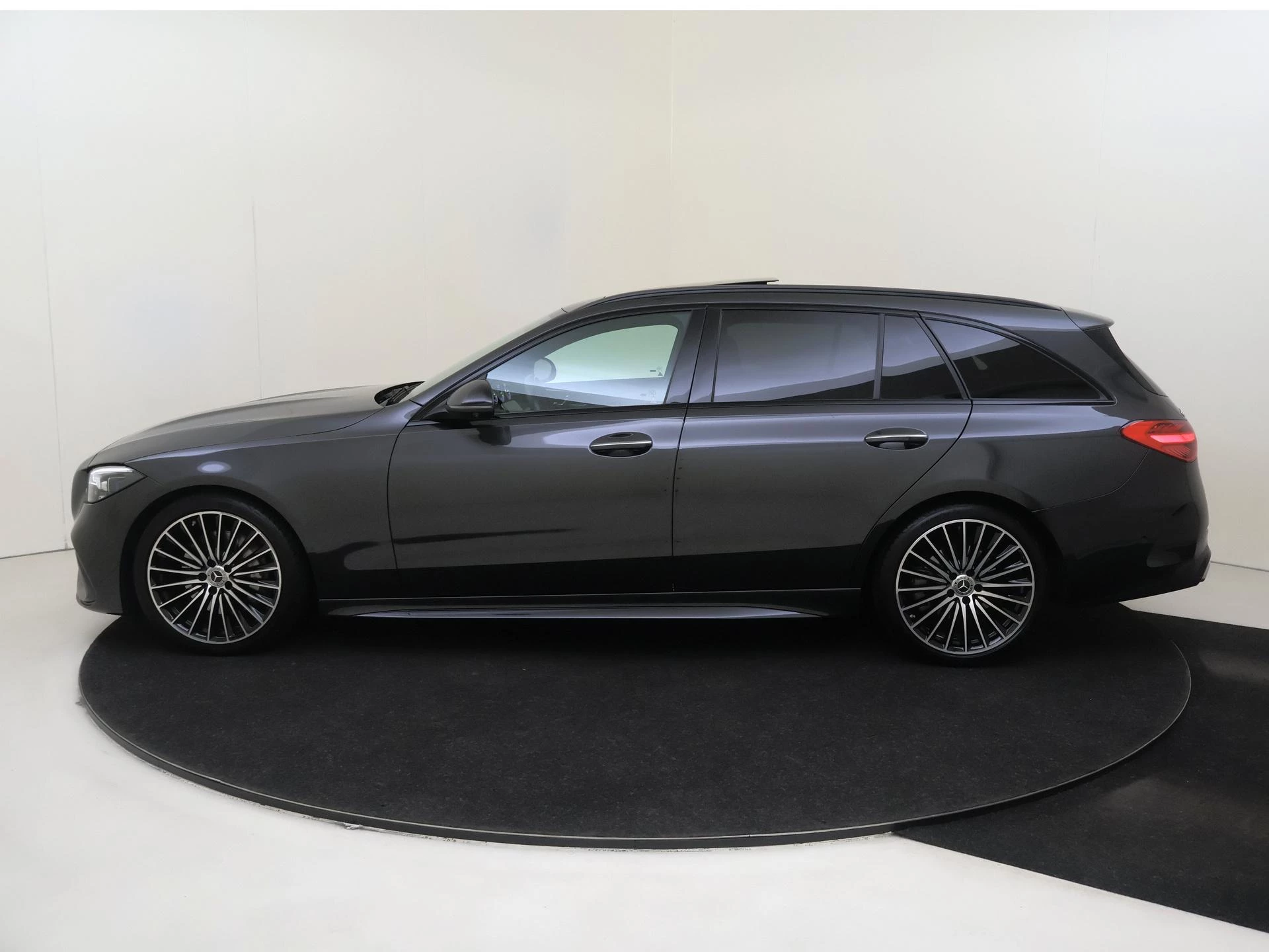 Mercedes-Benz C-Klasse Estate 200 Launch Edition AMG Line