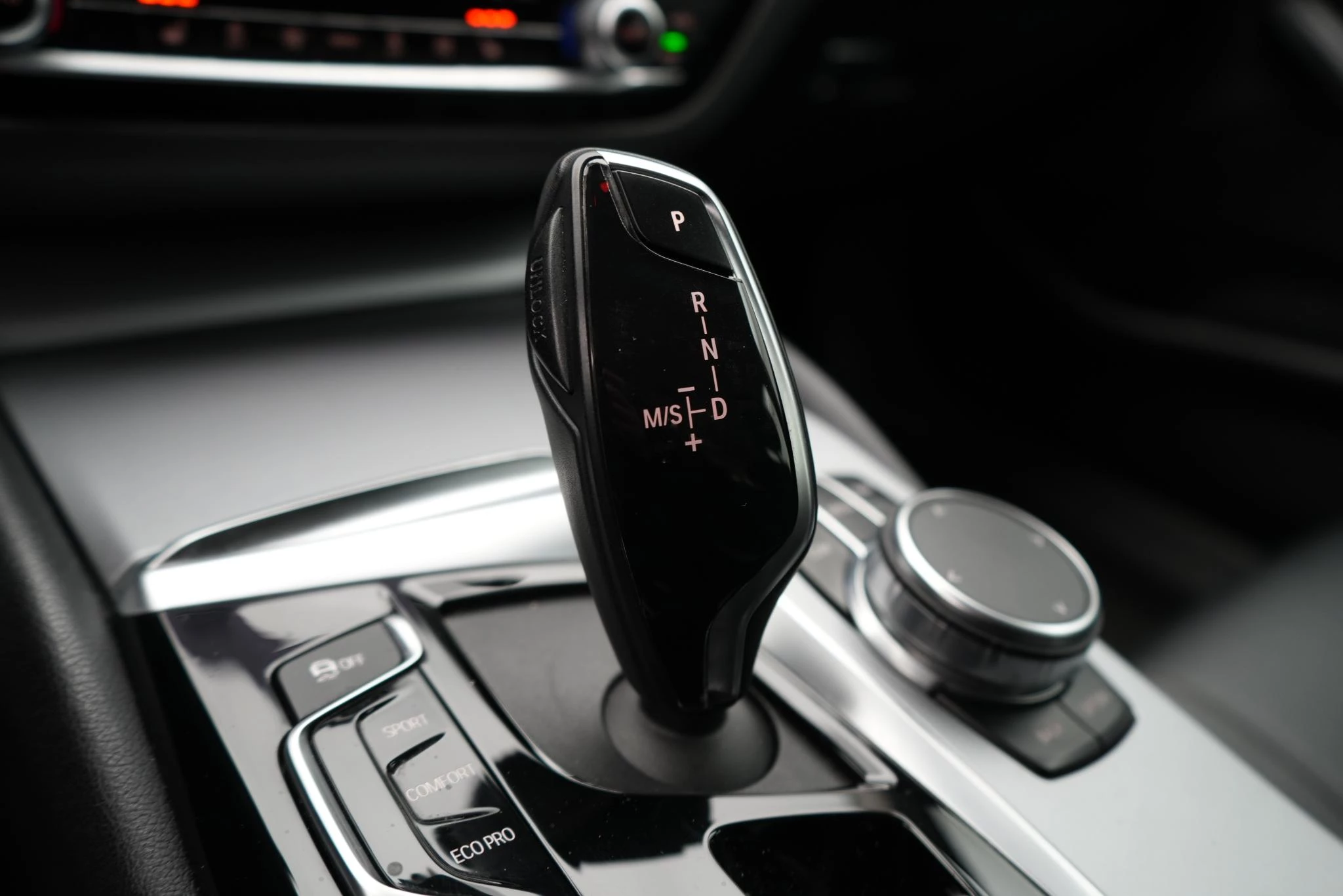 BMW-5 Serie-image-24