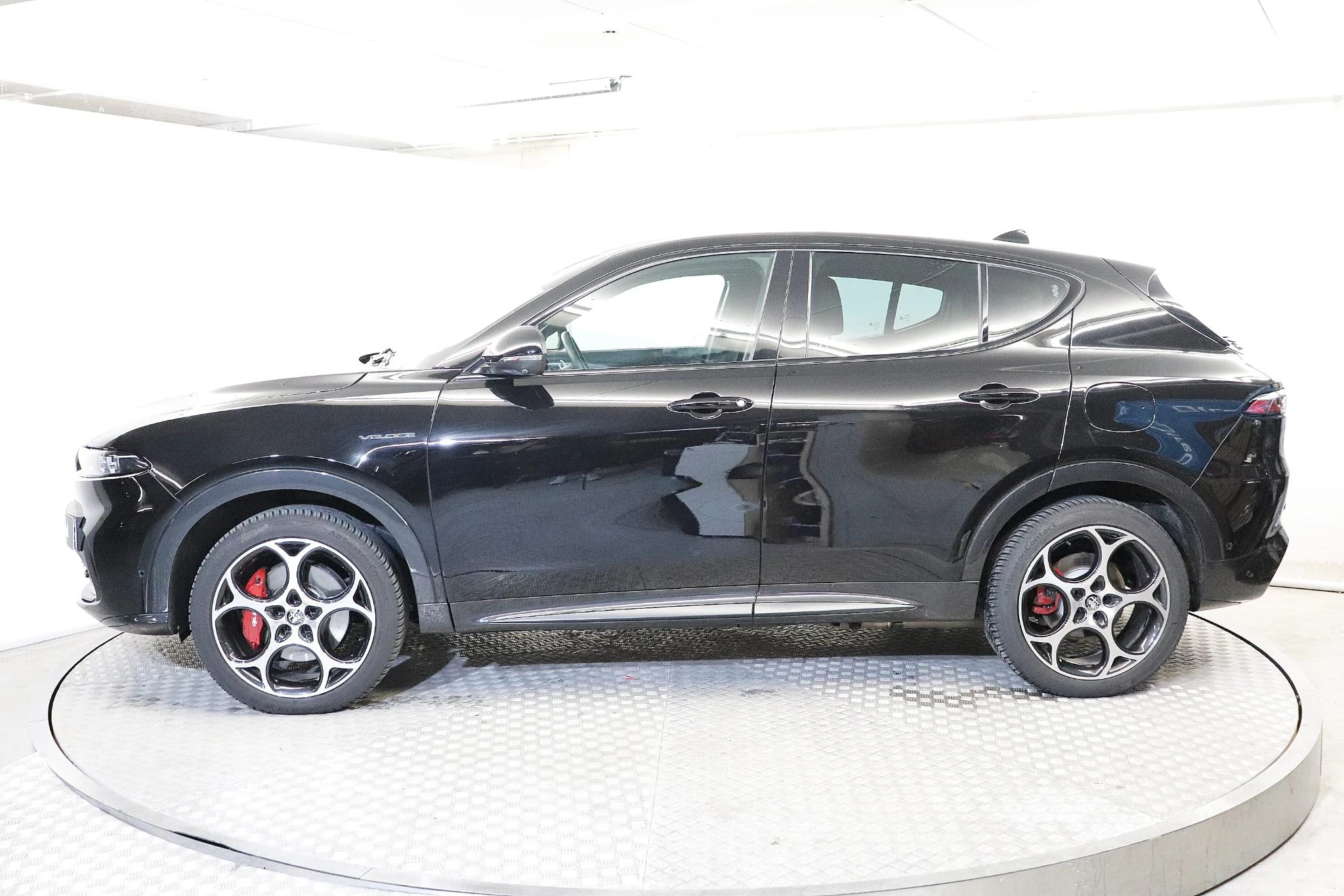 Alfa Romeo-Tonale-image-2