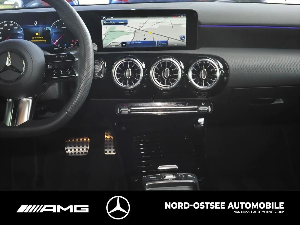 Mercedes-Benz A-Klasse 200 d LIMO AMG ADVANCED+ PANO TEMPO SHZ NIGHT AMG Line