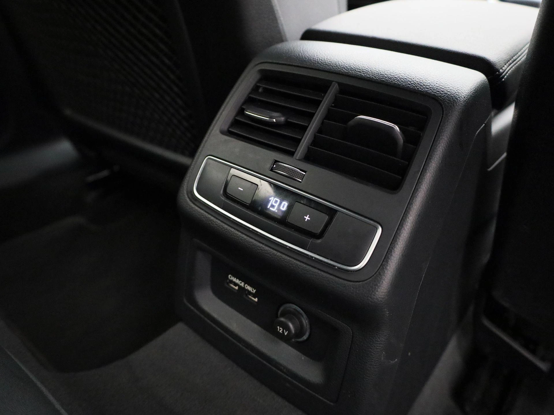 Audi-A4-image-45