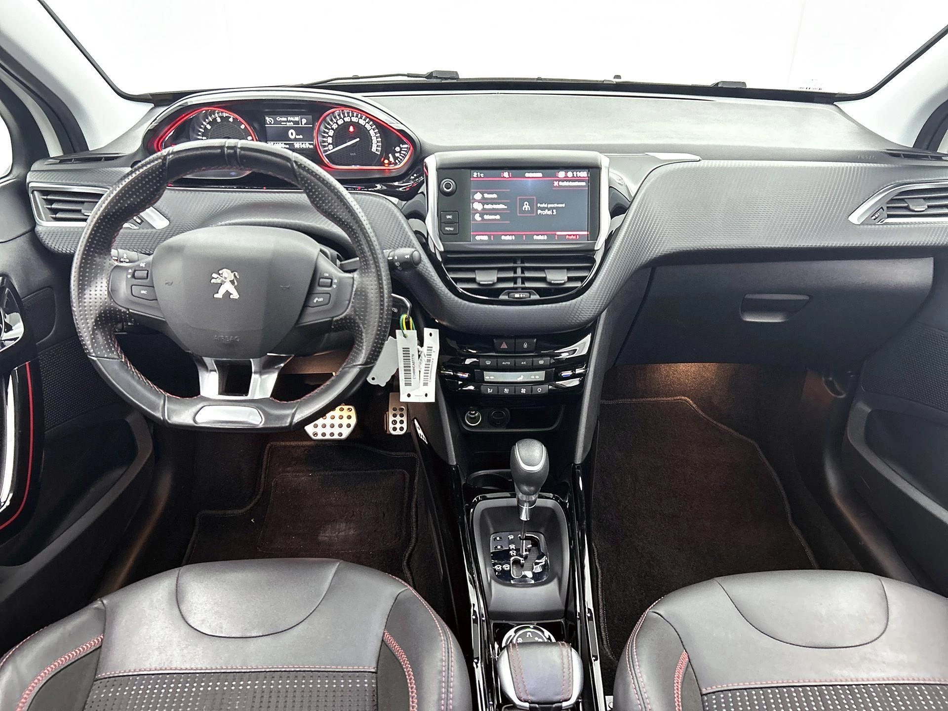 Peugeot 2008 1.2 PureTech Allure