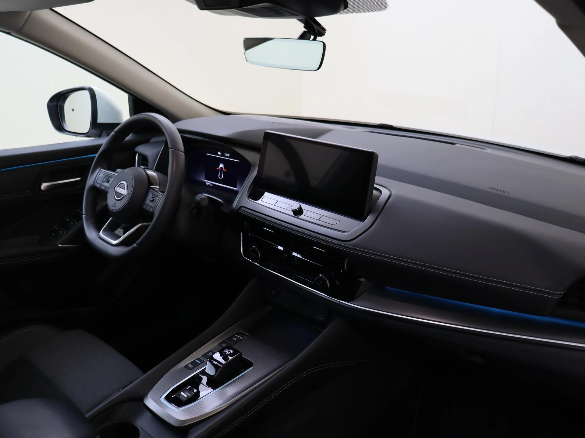 Nissan-QASHQAI-image-4