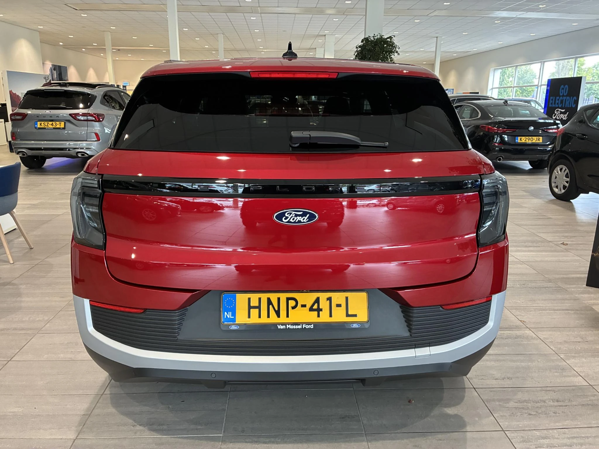 Ford-Explorer-image-3