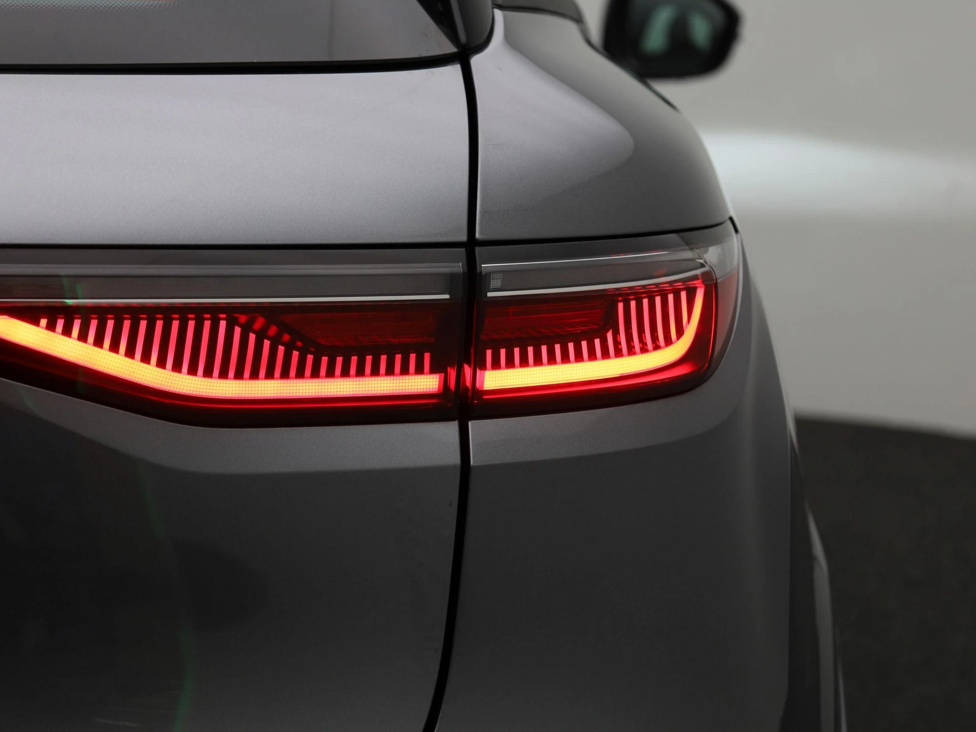 Renault-Megane E-Tech-image-37