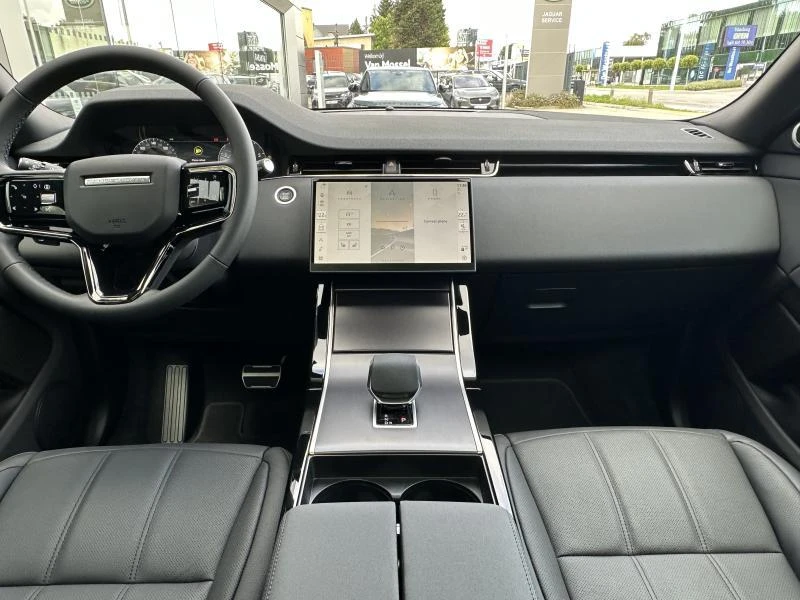 Land Rover-Range Rover Evoque-image-11