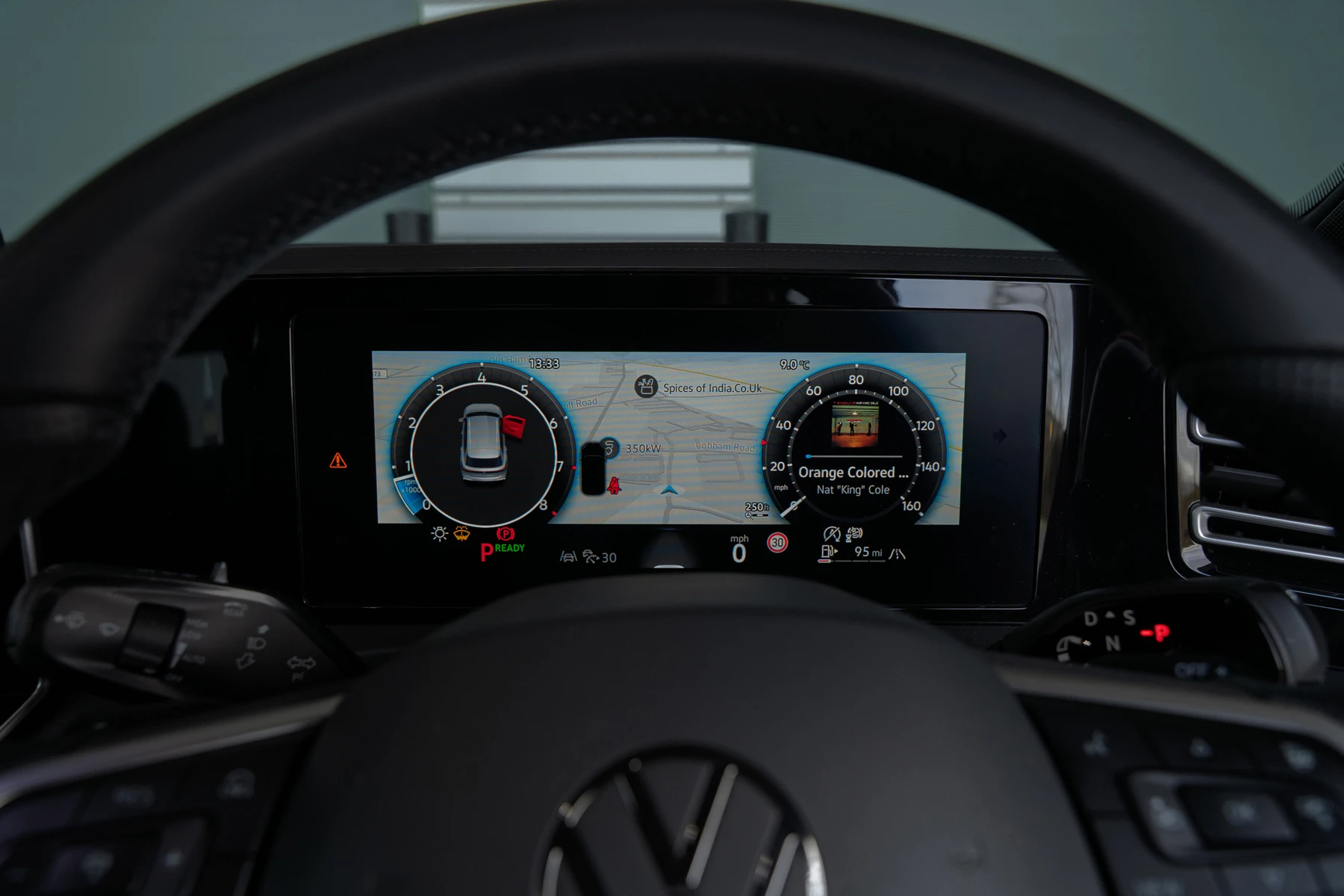 Volkswagen-Tiguan-image-18