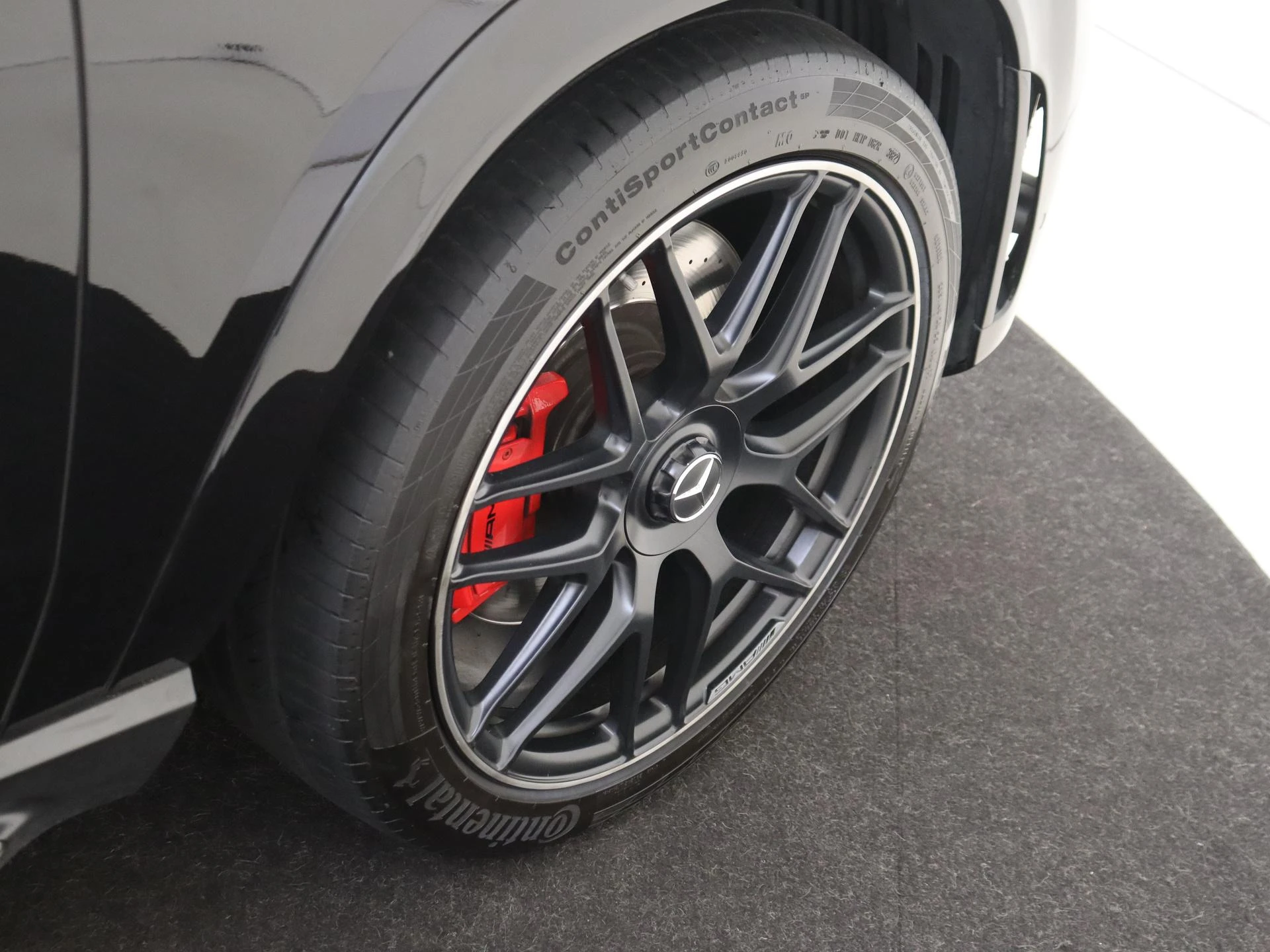 Mercedes-Benz-GLE-image-12