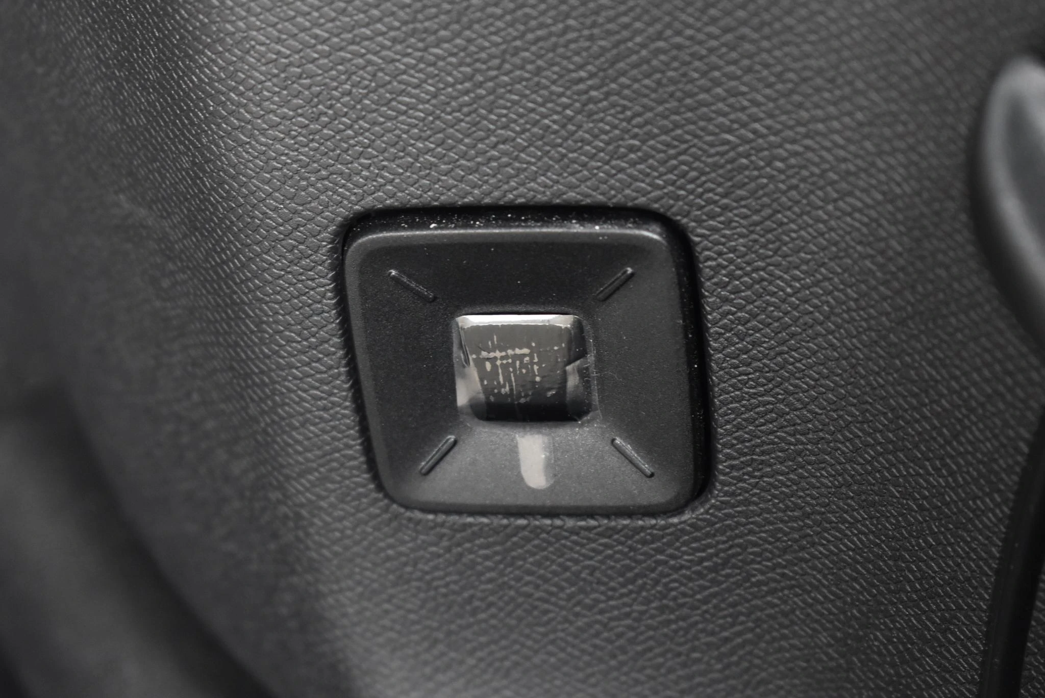 Opel-Grandland-image-14