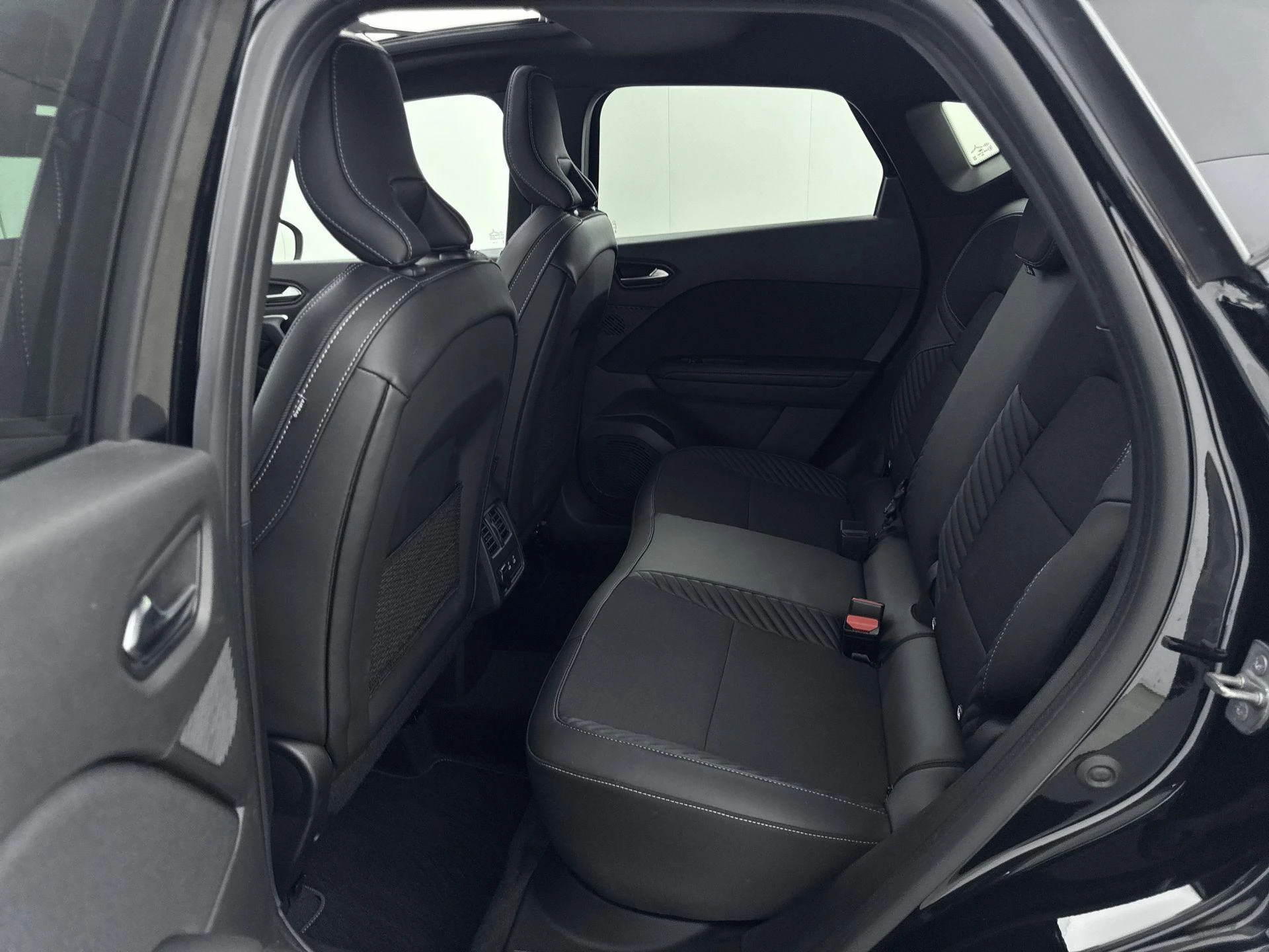 Renault-Captur-image-24