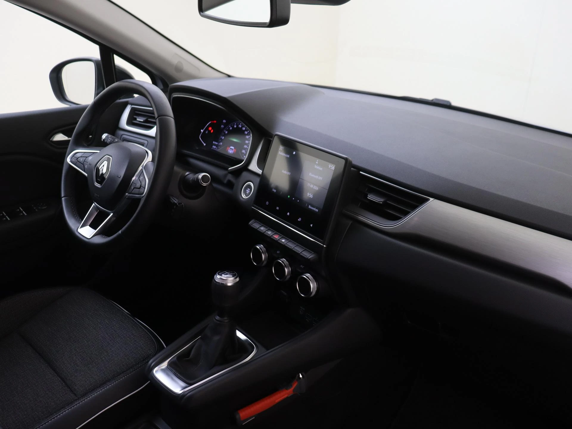 Renault-Captur-image-4