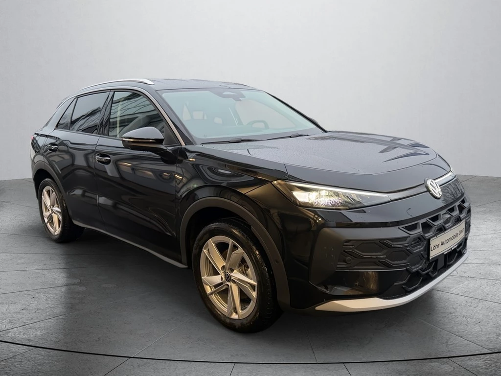 Volkswagen-T-Roc-image-5