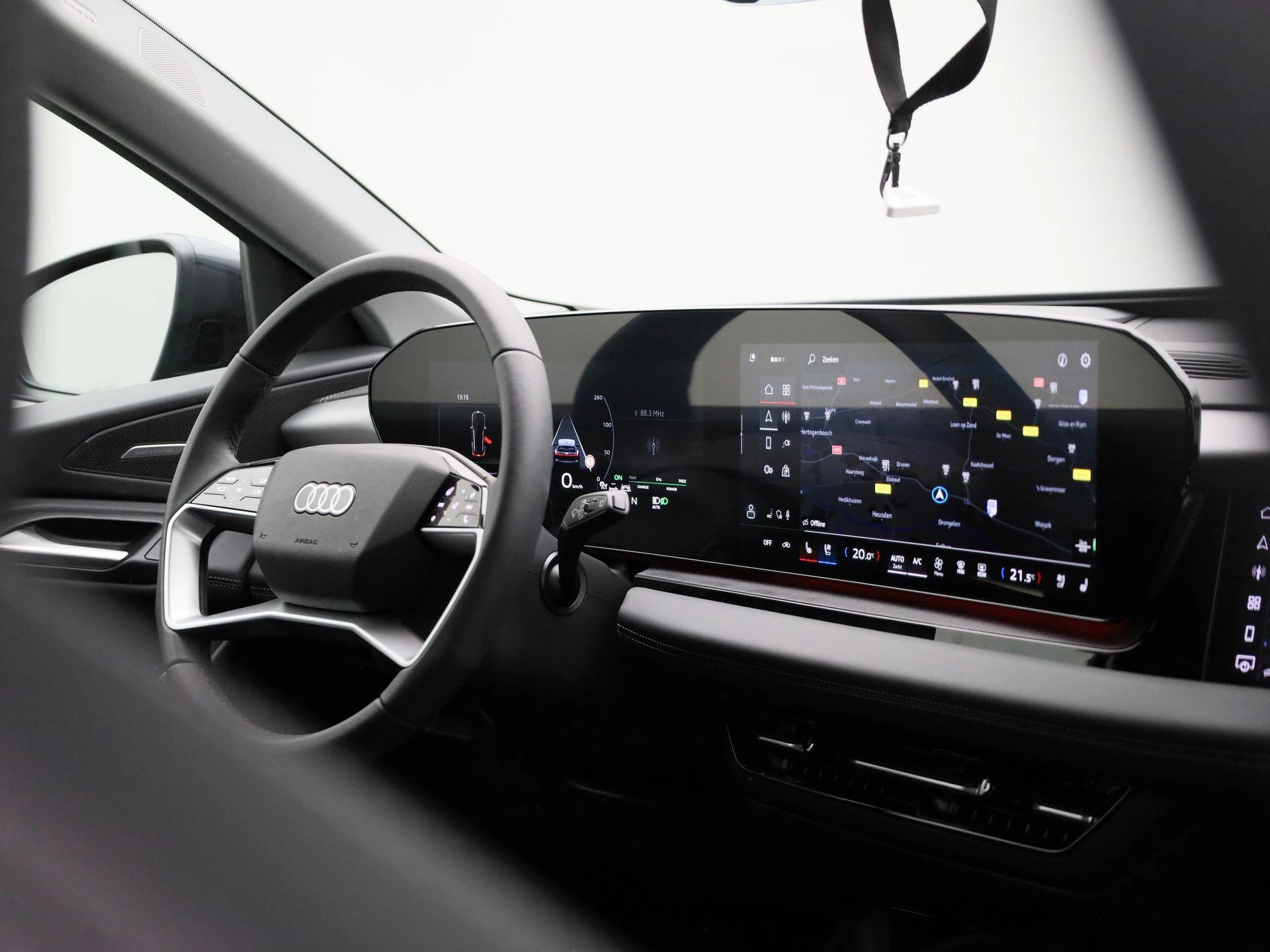 Audi-Q6 e-tron-image-51
