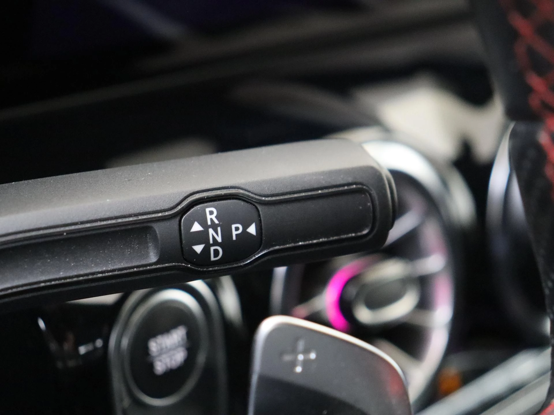 Mercedes-Benz-EQA-image-17