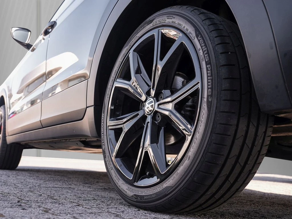 Volkswagen T-Cross 1,0 TSI Style,AHK,LED,Navi,App-Connect ALU 17",Kamera,Climaronic