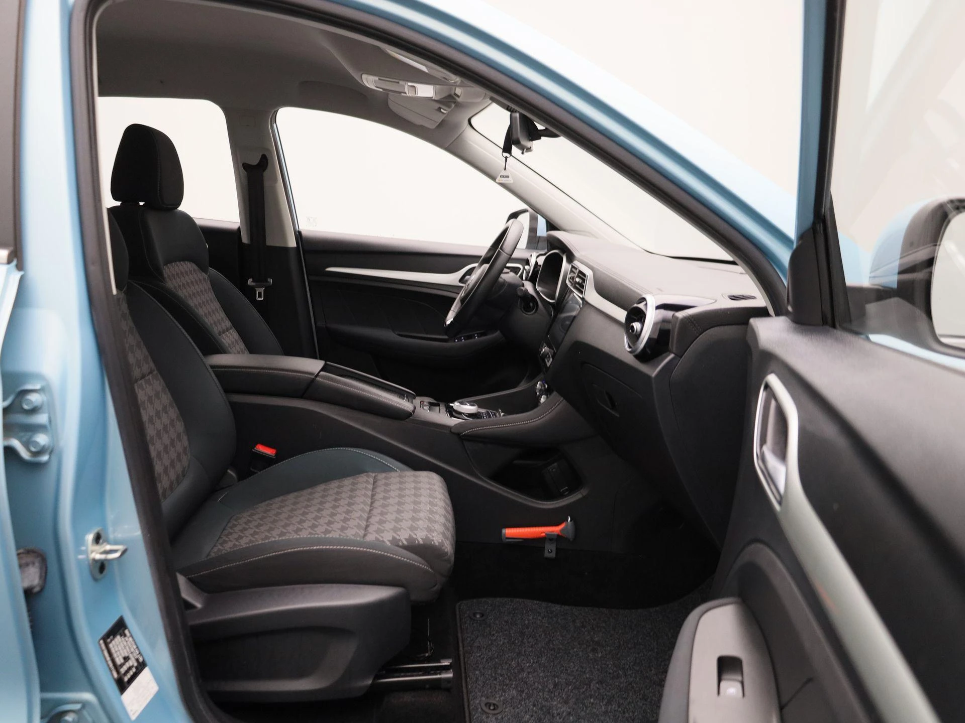 MG-ZS EV-image-30