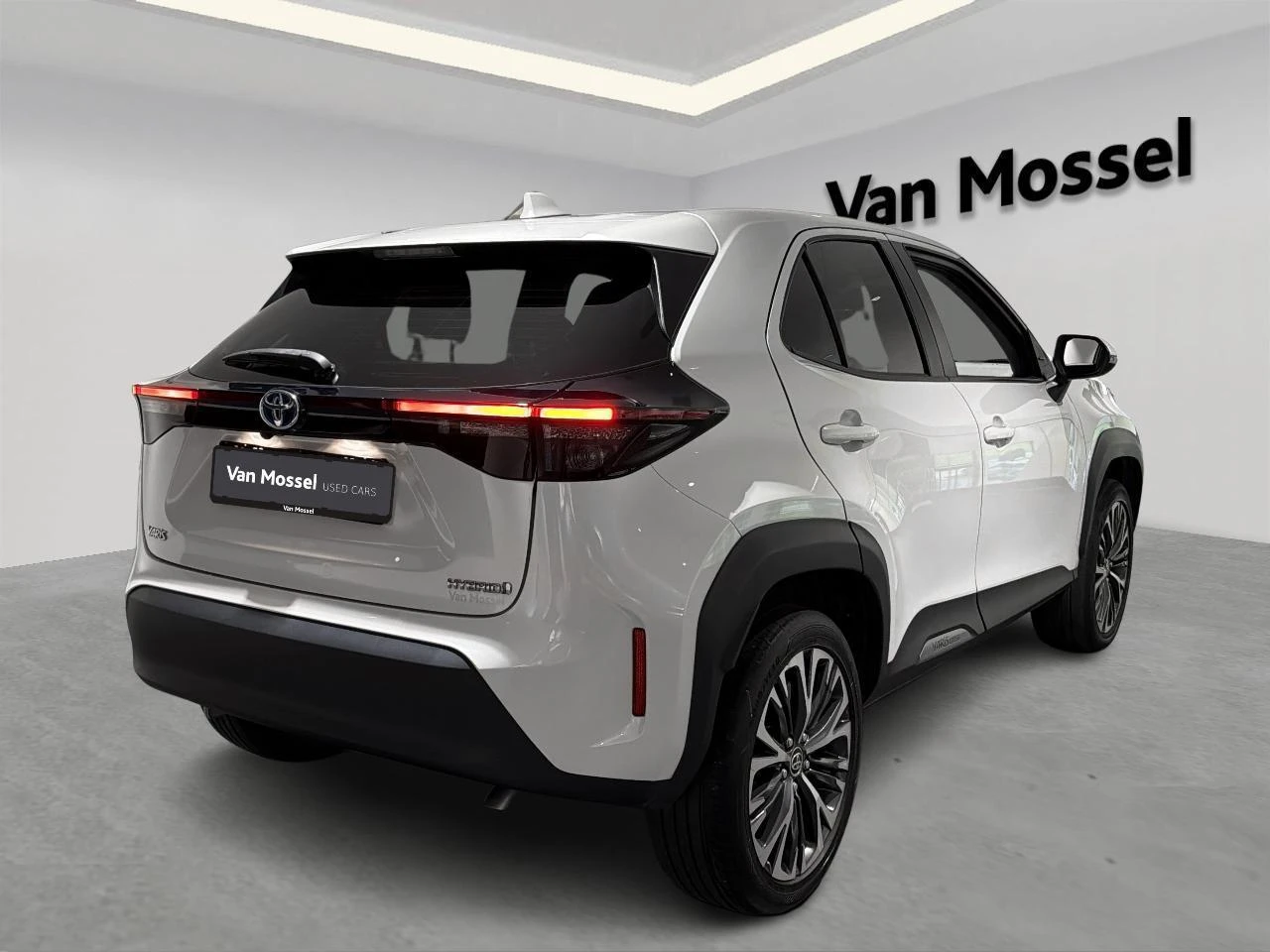 Toyota-Yaris Cross-image-3
