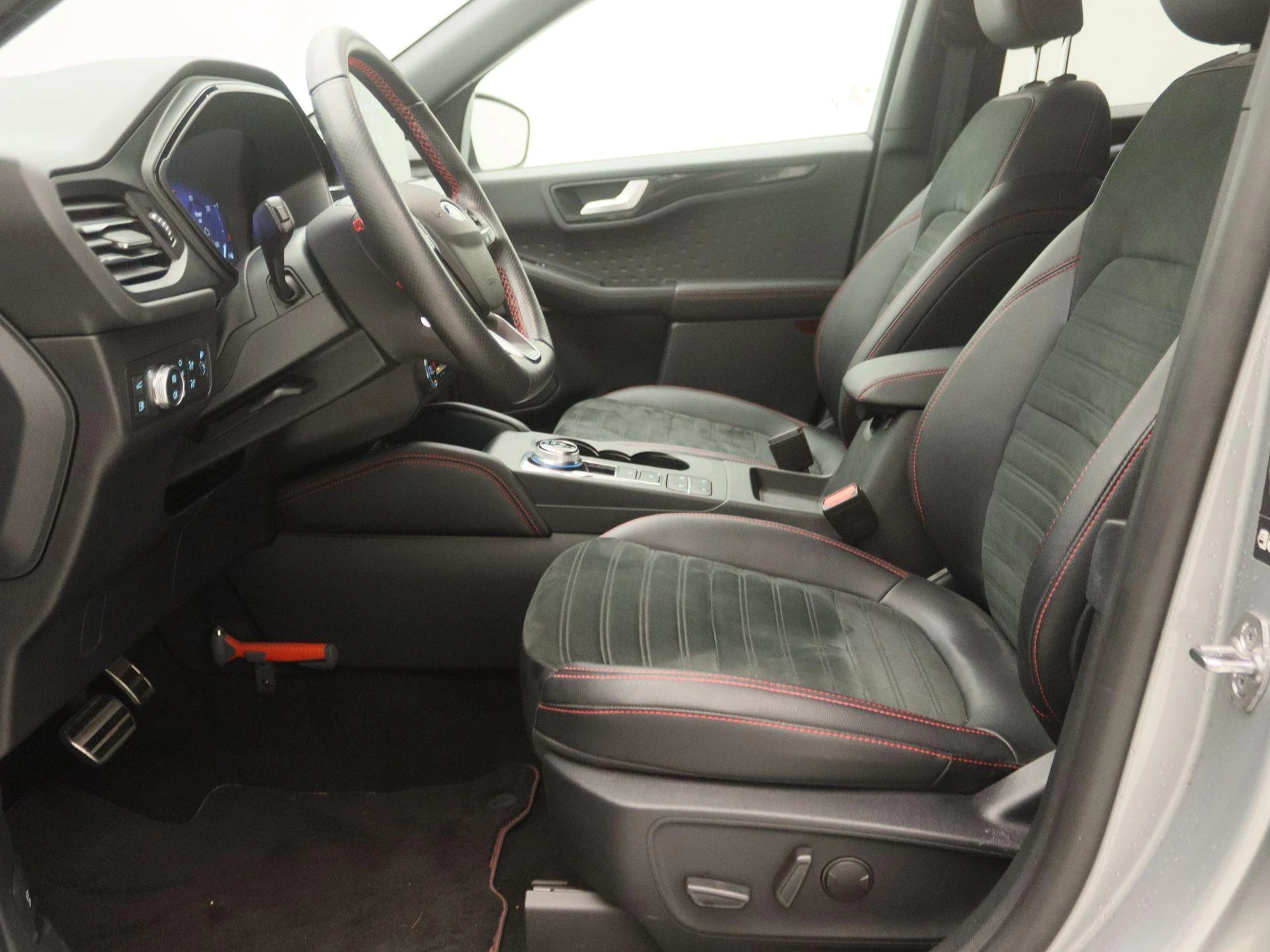 Ford-Kuga-image-12